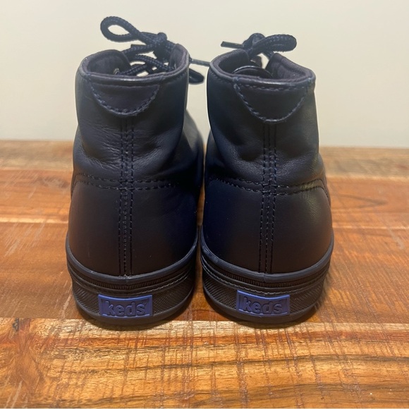 Keds Navy High Tops with Classic Lace-Up Design, Womens 7 - Picture 3 of 10